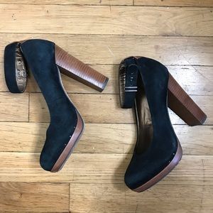 Sam Edelman Black Suede Pump Wood Stacked Heals with Ankle Strap Size 6